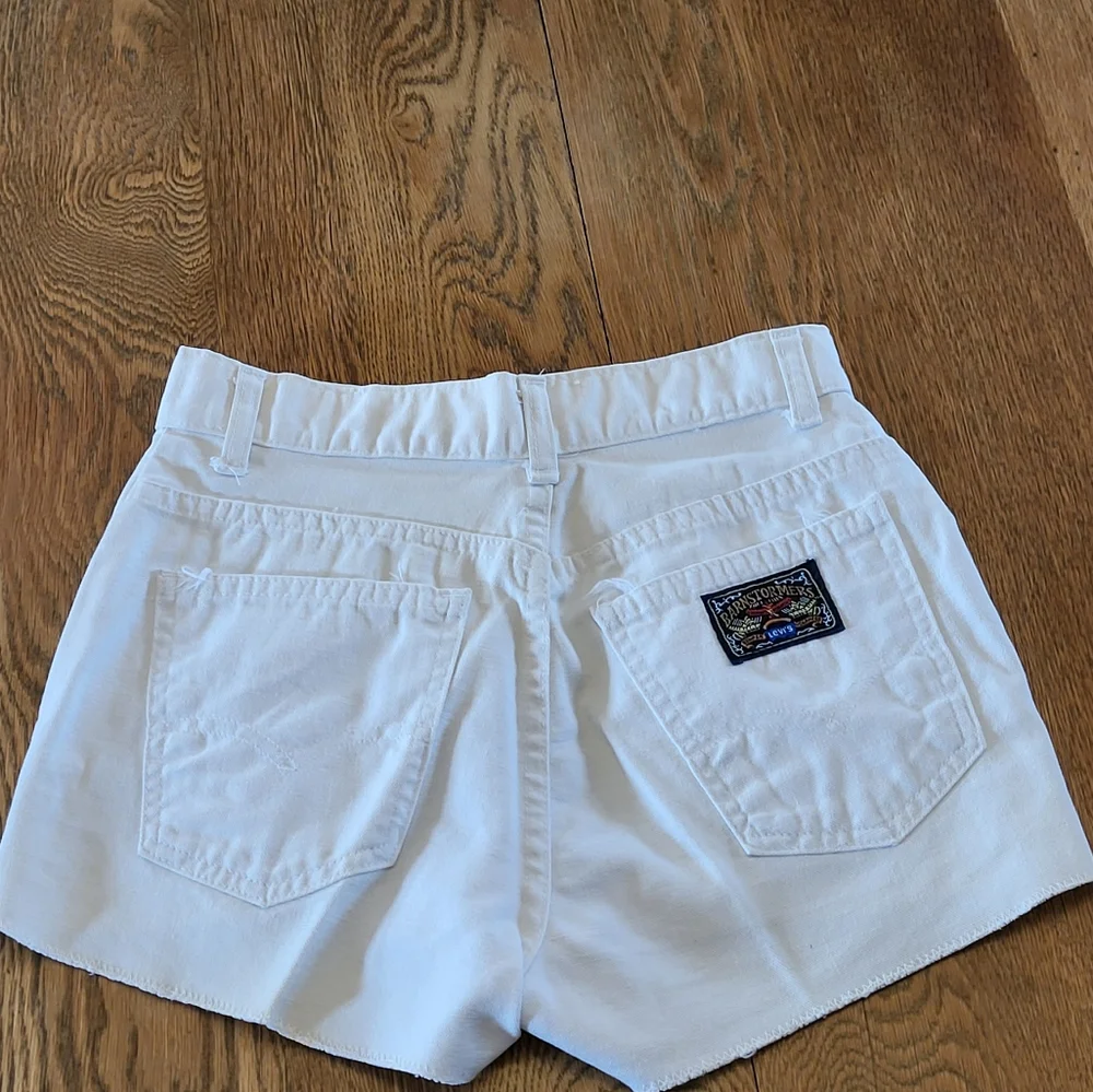 Levis Barnstormer 1970s White Canvas Denim Hot Shorts Size Small - Picture 3 of 10